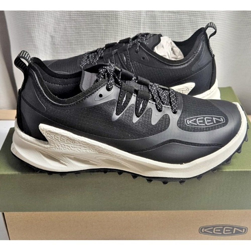 KEEN‎ Women's Zionic Low Height Breathable All Terrain Hiking Shoes, Black/Star